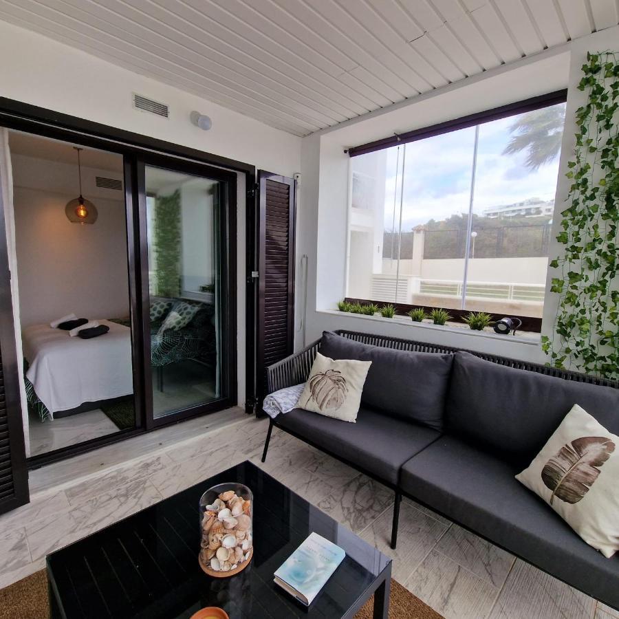 Casares Del Mar Luxury Apartment Malaga Exterior photo